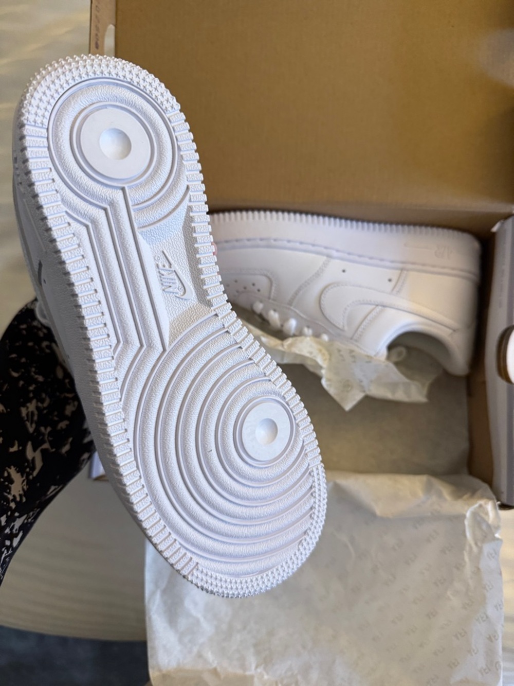 NWT in box Nike Women’s Air Force 1 ’07 — White - Picture 6 of 6